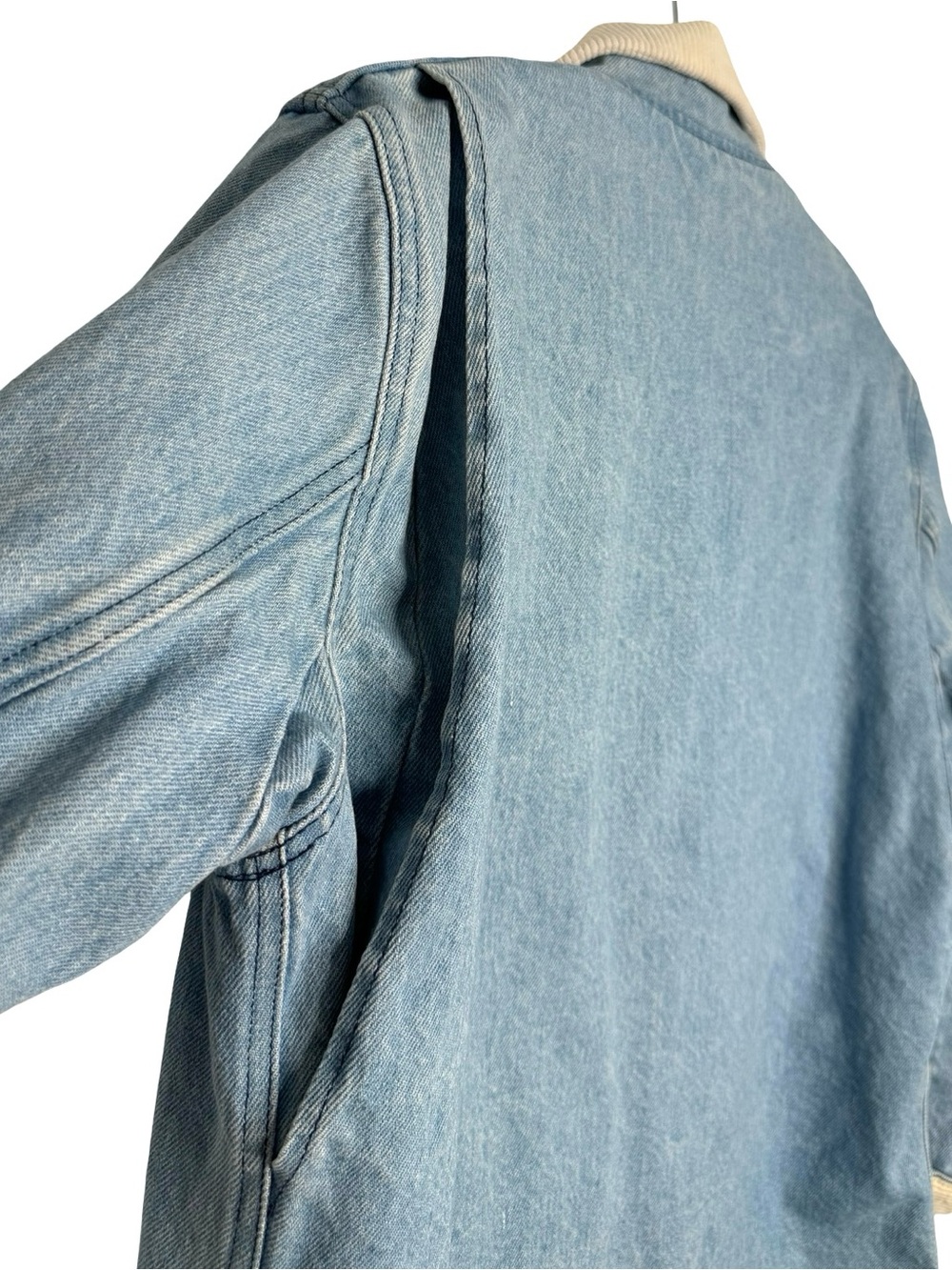 L.L. Bean Light Blue Denim Jacket with Cream Sherpa Collar - Picture 9 of 15